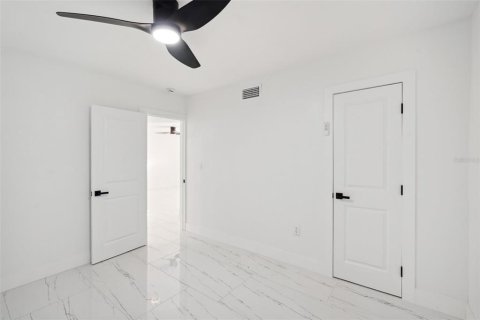 Casa en venta en Sarasota, Florida, 3 dormitorios, 98.29 m2 № 1563607 - foto 16