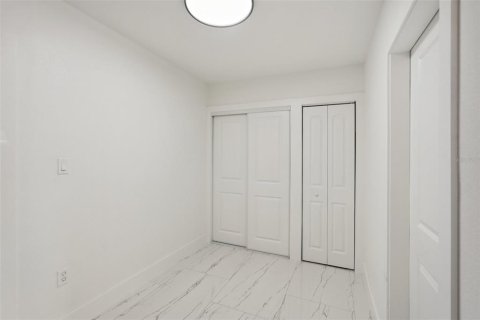 Casa en venta en Sarasota, Florida, 3 dormitorios, 98.29 m2 № 1563607 - foto 9