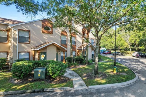 Condo in Orlando, Florida, 1 bedroom № 2231918 - photo 3