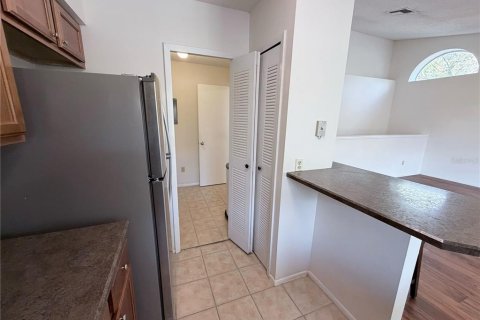 Condo in Orlando, Florida, 1 bedroom № 2231918 - photo 16