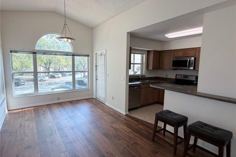 Condo in Orlando, Florida, 1 bedroom № 2231918 - photo 12