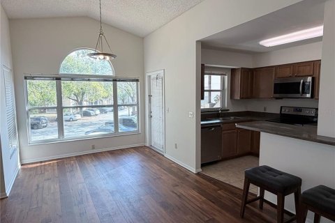 Condo in Orlando, Florida, 1 bedroom № 2231918 - photo 10