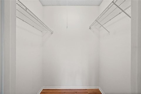 Condo in Orlando, Florida, 1 bedroom № 2231918 - photo 22