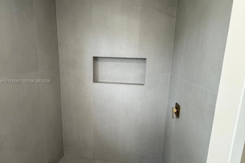 Купить виллу или дом в Майами, Флорида 3 спальни, 159.98м2, № 2434059 - фото 14