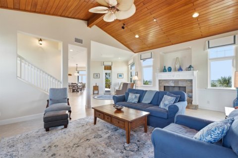 Villa ou maison à louer à Hutchinson Island South, Floride: 4 chambres, 387.68 m2 № 2439294 - photo 15