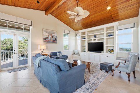 Villa ou maison à louer à Hutchinson Island South, Floride: 4 chambres, 387.68 m2 № 2439294 - photo 14