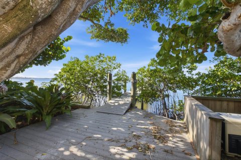 Villa ou maison à louer à Hutchinson Island South, Floride: 4 chambres, 387.68 m2 № 2439294 - photo 29