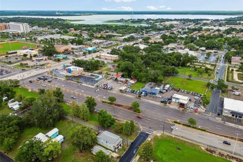 Commercial property in Lakeland, Florida 7 bedrooms, 250.46 sq.m. № 2204741 - photo 10