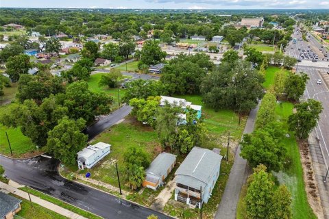 Commercial property in Lakeland, Florida 7 bedrooms, 250.46 sq.m. № 2204741 - photo 4