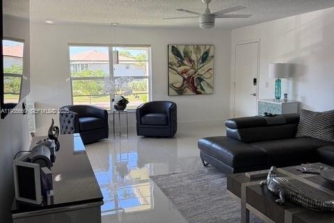 Condominio en venta en Port St. Lucie, Florida, 2 dormitorios, 108.7 m2 № 1993803 - foto 10