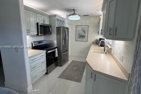 Condominio en venta en Port St. Lucie, Florida, 2 dormitorios, 108.7 m2 № 1993803 - foto 2