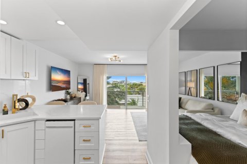 Condominio en venta en Fort Lauderdale, Florida, 3 habitaciones, 40.88 m2 № 2153855 - foto 10