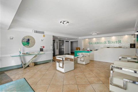 Condominio en venta en Fort Lauderdale, Florida, 3 habitaciones, 40.88 m2 № 2153855 - foto 18
