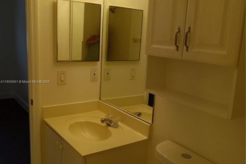 Copropriété à louer à Homestead, Floride: 2 chambres, 75.72 m2 № 1957288 - photo 13