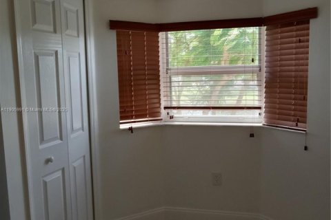 Copropriété à louer à Homestead, Floride: 2 chambres, 75.72 m2 № 1957288 - photo 7