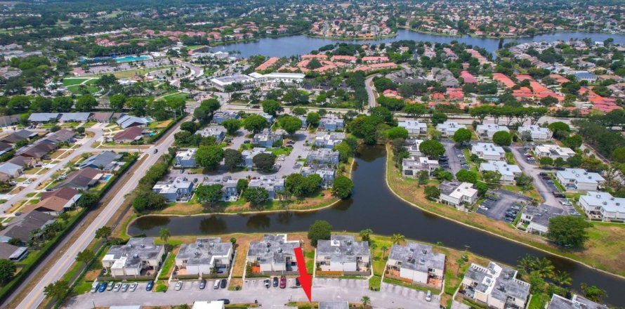 Touwnhouse à Wellington, Floride 2 chambres, 146.51 m2 № 1182591
