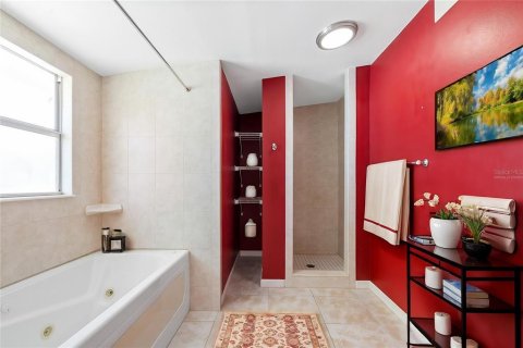 Casa en venta en Tampa, Florida, 3 dormitorios, 143.07 m2 № 1635114 - foto 7