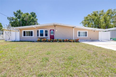 Casa en venta en Tampa, Florida, 3 dormitorios, 143.07 m2 № 1635114 - foto 1