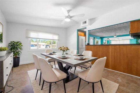 Casa en venta en Tampa, Florida, 3 dormitorios, 143.07 m2 № 1635114 - foto 27