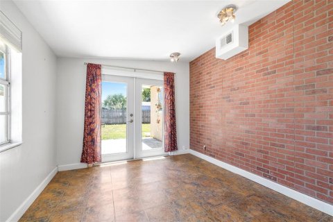 Casa en venta en Tampa, Florida, 3 dormitorios, 143.07 m2 № 1635114 - foto 19