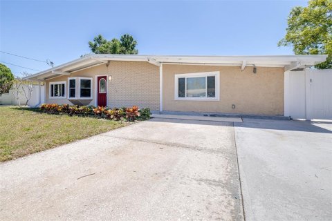 Casa en venta en Tampa, Florida, 3 dormitorios, 143.07 m2 № 1635114 - foto 9