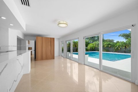 Casa en venta en Hollywood, Florida, 6 dormitorios, 370.68 m2 № 1964883 - foto 14
