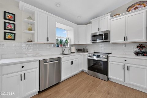 Купить виллу или дом в Ормонд-Бич, Флорида 6 комнат, 111.48м2, № 2299743 - фото 9