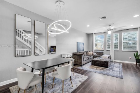 Таунхаус в Уэст-Палм-Бич, Флорида 3 спальни, 123.19м2 № 2011236