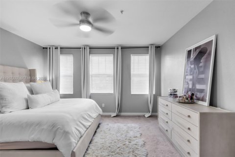 Купить таунхаус в Уэст-Палм-Бич, Флорида 3 спальни, 123.19м2, № 2011236 - фото 18