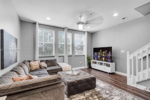 Купить таунхаус в Уэст-Палм-Бич, Флорида 3 спальни, 123.19м2, № 2011236 - фото 11