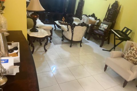 House in Lake Worth, Florida 7 rooms, 139.54 sq.m. № 2276341 - photo 16