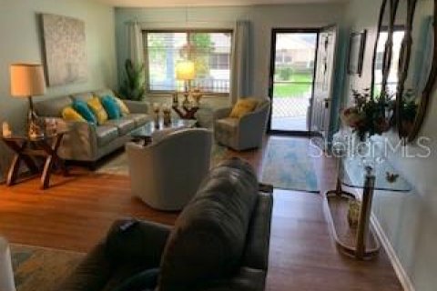 House in Ocala, Florida 2 bedrooms, 162.39 sq.m. № 1886163 - photo 3