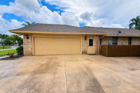 Casa en venta en Vero Beach, Florida, 3 dormitorios, 260.87 m2 № 2077602 - foto 27