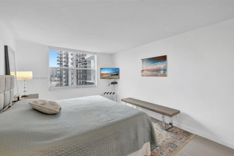 Condominio en venta en Fort Lauderdale, Florida, 2 dormitorios, 106.28 m2 № 1707196 - foto 20