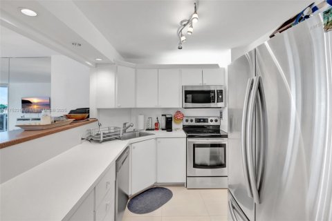 Condominio en venta en Fort Lauderdale, Florida, 2 dormitorios, 106.28 m2 № 1707196 - foto 12