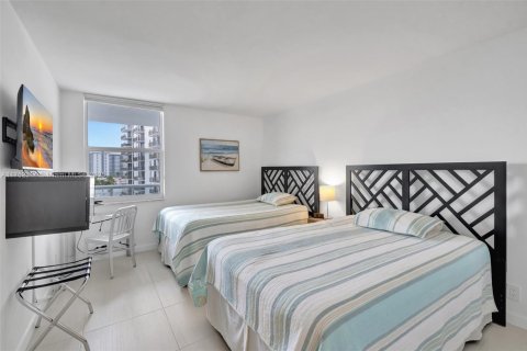 Condominio en venta en Fort Lauderdale, Florida, 2 dormitorios, 106.28 m2 № 1707196 - foto 26