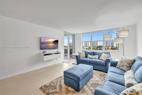Condominio en venta en Fort Lauderdale, Florida, 2 dormitorios, 106.28 m2 № 1707196 - foto 6