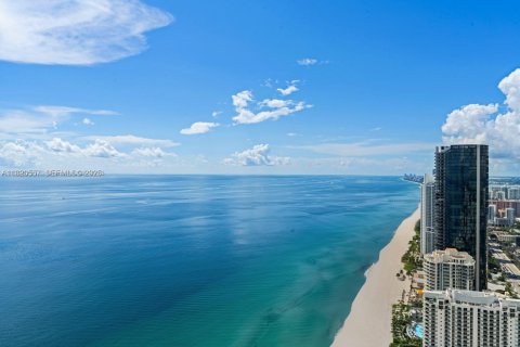 Condo in Sunny Isles Beach, Florida, 4 bedrooms  № 2089124 - photo 23