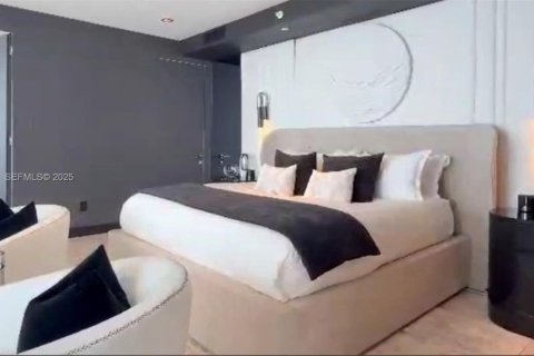 Condo in Sunny Isles Beach, Florida, 4 bedrooms  № 2089124 - photo 11