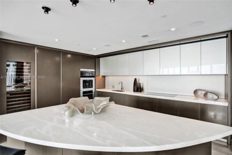 Condo in Sunny Isles Beach, Florida, 4 bedrooms  № 2089124 - photo 5