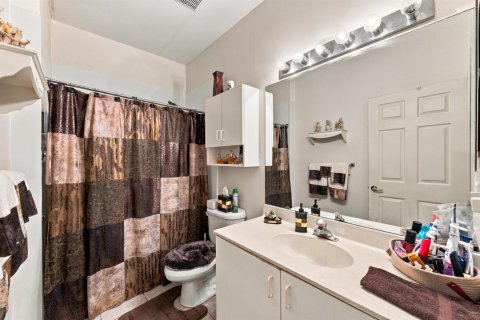 Casa en venta en Boca Raton, Florida, 4 dormitorios, 281.59 m2 № 2366258 - foto 11