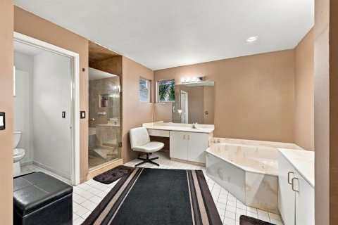 Casa en venta en Boca Raton, Florida, 4 dormitorios, 281.59 m2 № 2366258 - foto 19