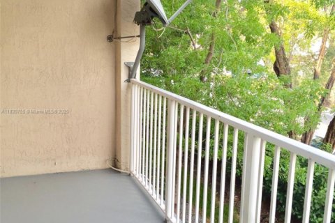 Copropriété à louer à Doral, Floride: 3 chambres, 127.28 m2 № 1830619 - photo 28