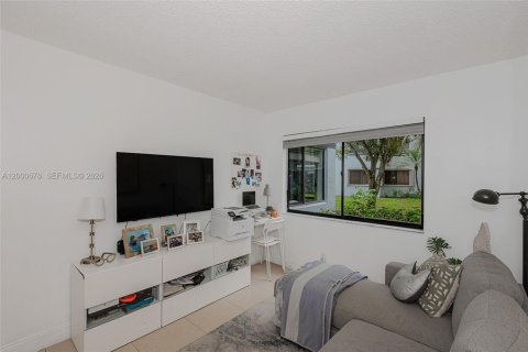 Copropriété à vendre à Weston, Floride: 2 chambres, 87.89 m2 № 2065507 - photo 22