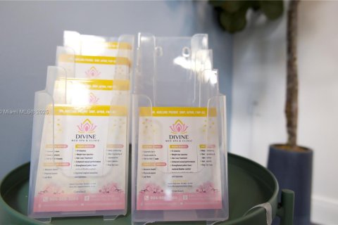 Купить коммерческую недвижимость в Купер-Сити, Флорида № 1897262 - фото 25