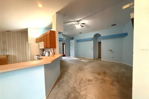 House in Seminole, Florida 3 bedrooms, 150.69 sq.m. № 1871262 - photo 7