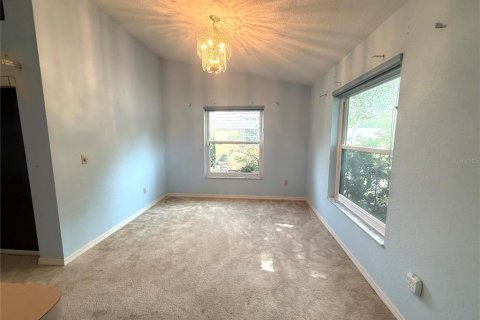 House in Seminole, Florida 3 bedrooms, 150.69 sq.m. № 1871262 - photo 6