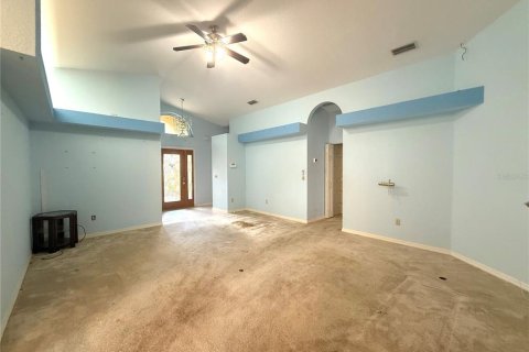 House in Seminole, Florida 3 bedrooms, 150.69 sq.m. № 1871262 - photo 8