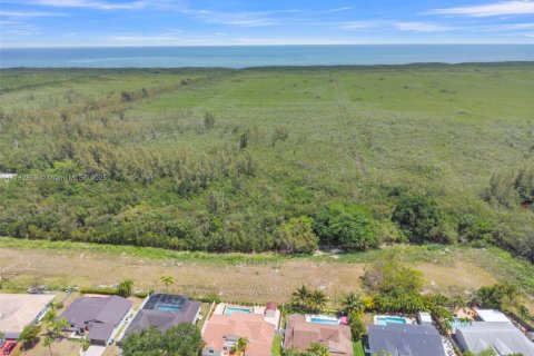 Terreno en venta en Cutler Bay, Florida № 2050771 - foto 27