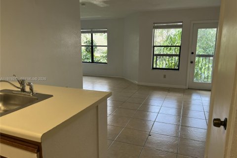 Снять в аренду кондоминиум в Помпано-Бич, Флорида 1 спальня, 43.66м2, № 2045984 - фото 12